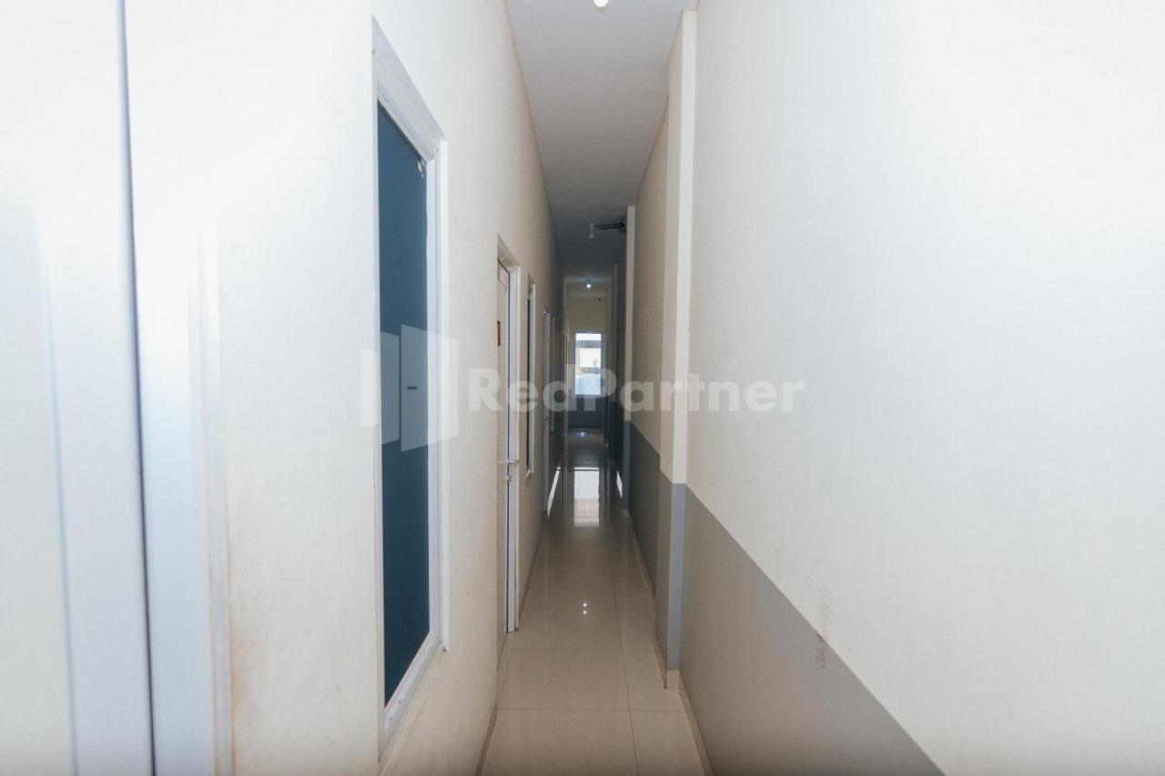Oyo 94494 Krekot Residence Pasar Baru Coo Property Cakarta Dış mekan fotoğraf